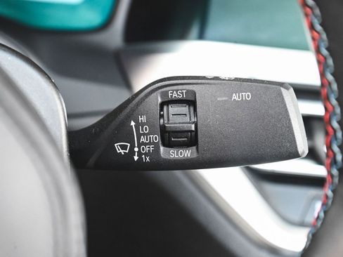 Used 2022 BMW M4 xDrive Competition image 29