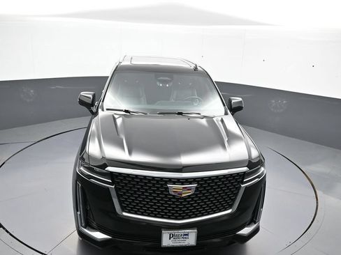 Used 2024 Cadillac Escalade Premium Luxury AWD/4WD image 41
