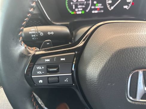 Used 2025 Honda CR-V Sport Touring image 15