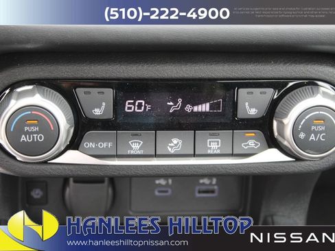 New 2025 Nissan Versa SR w/ Trunk Package image 21