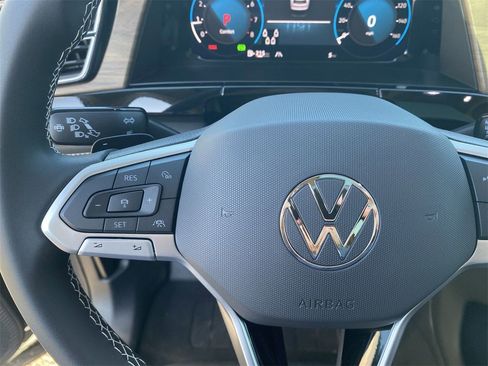 New 2026 Volkswagen Atlas SE image 20