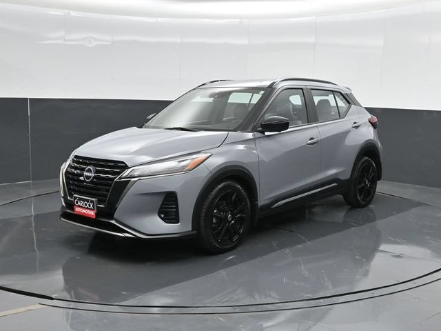 Used 2024 Nissan Kicks SR w/ SR Premium Package FWD image 9