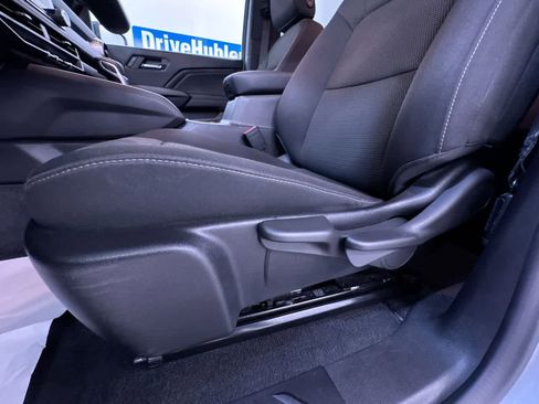 Used 2023 Chevrolet Colorado LT w/ LT Convenience Package RWD image 13