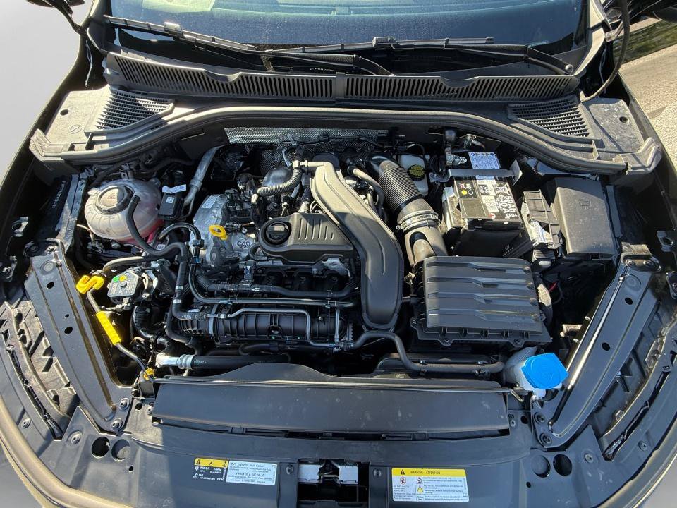 Certified 2026 Volkswagen Jetta SE FWD image 16