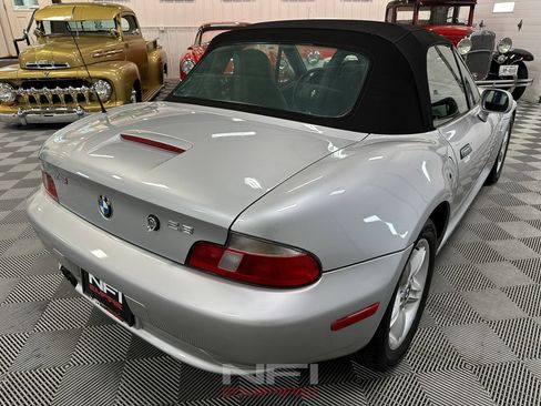 Used 2000 BMW Z3 2.5i image 15