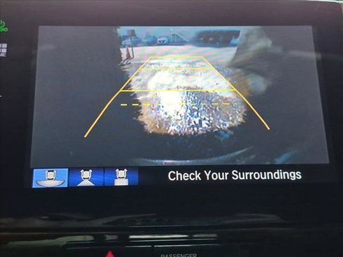 Used 2016 Honda Pilot Touring image 12