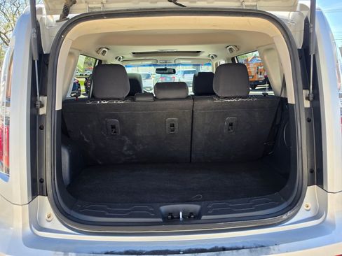 Used 2011 Kia Soul + w/ Audio Pkg FWD image 12