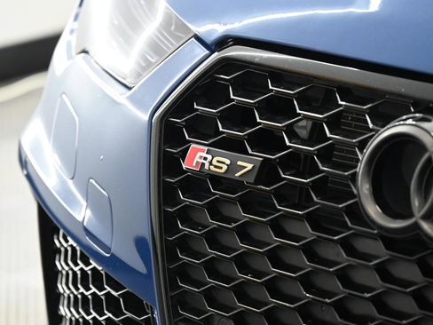 Used 2018 Audi RS 7 Performance AWD/4WD image 11