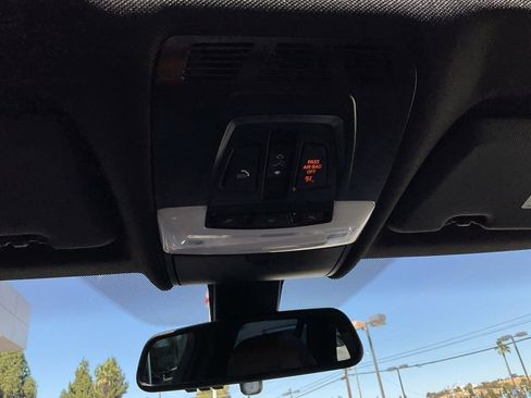 Used 2017 BMW X5 xDrive40e image 24