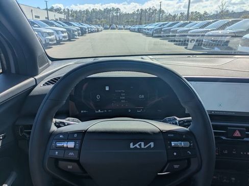 New 2026 Kia Sportage X-Line w/ X-Line Technology Package AWD/4WD image 31