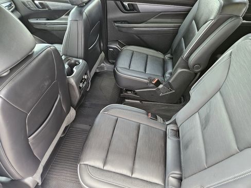 Used 2025 Buick Enclave Sport Touring w/ Power Package image 32