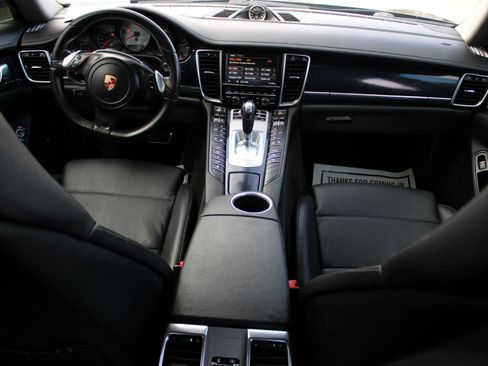 Used 2013 Porsche Panamera S image 19