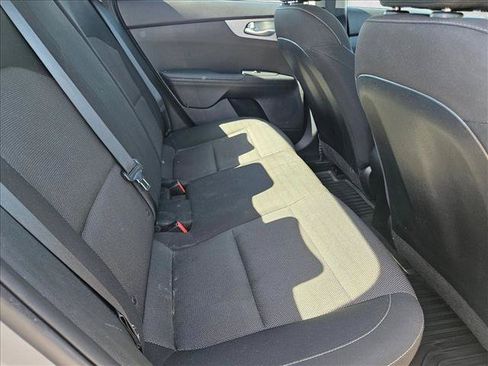 Used 2024 Kia Forte LXS w/ LXS Technology Package FWD image 18