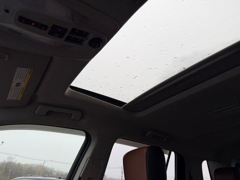 Used 2017 GMC Terrain SLT w/ Open Road Package image 24