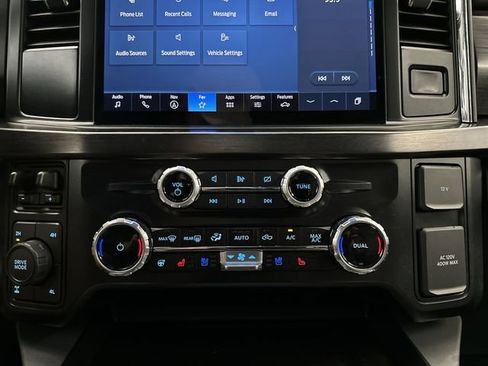 Used 2024 Ford F250 Lariat w/ Sport Appearance Package AWD/4WD image 18