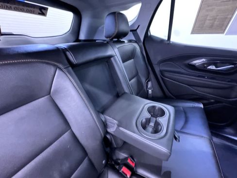 Used 2024 GMC Terrain AT4 AWD/4WD image 39