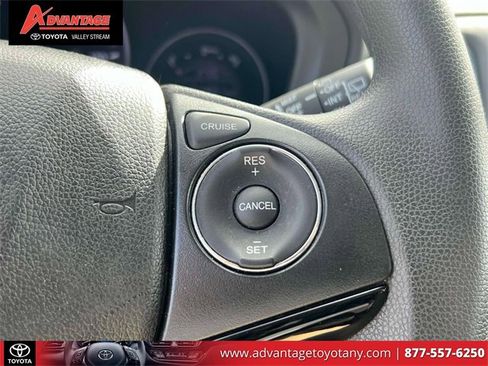 Used 2022 Honda HR-V LX image 27