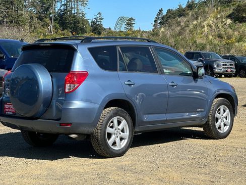 Used 2007 Toyota RAV4 Limited AWD/4WD image 4