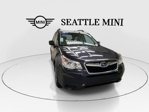 Used 2016 Subaru Forester 2.5i Premium w/ All-Weather Package image 2