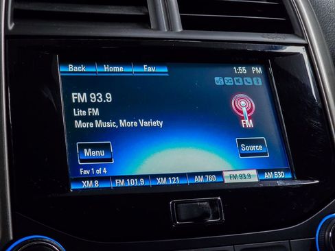 Used 2015 Chevrolet Malibu LT w/ Power Convenience Package image 27