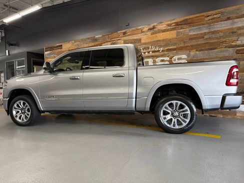 Used 2022 RAM 1500 Limited w/ Body Color Bumper Group AWD/4WD image 19