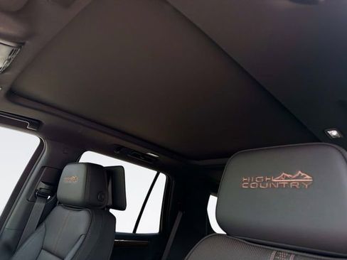 New 2026 Chevrolet Tahoe High Country AWD/4WD image 23