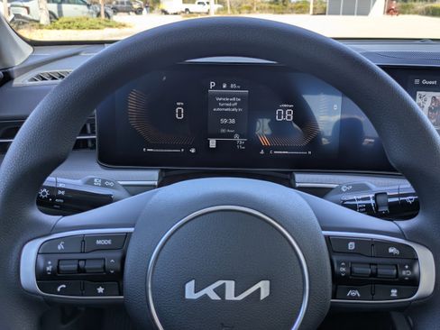 New 2026 Kia K5 LXS image 30