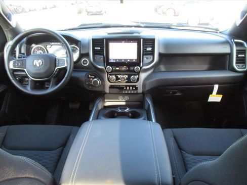 New 2026 RAM 1500 Express AWD/4WD image 11