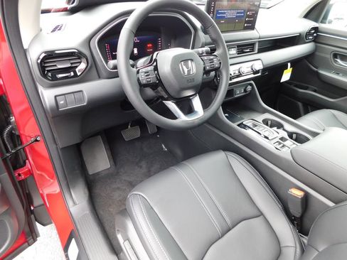 New 2026 Honda Pilot Touring image 15