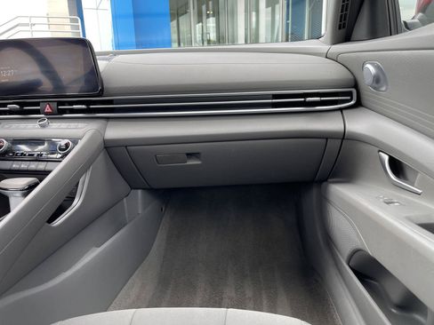Used 2024 Hyundai Elantra SEL FWD image 27