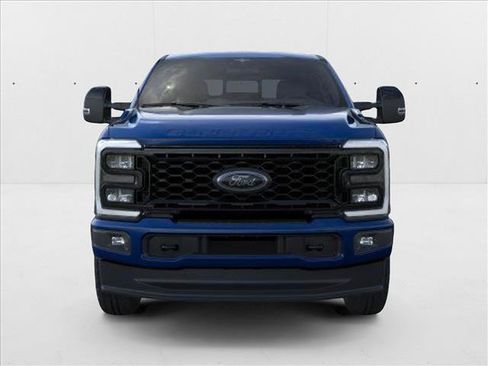 New 2026 Ford F250 Lariat w/ Black Appearance Package image 6
