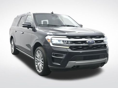Used 2023 Ford Expedition Max Limited image 3
