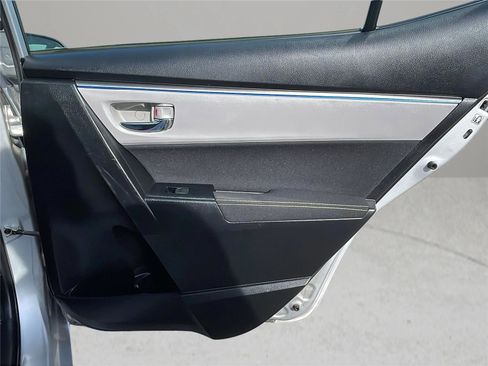 Used 2016 Toyota Corolla LE image 15