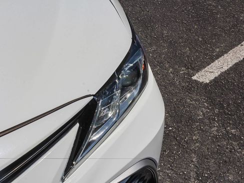 Used 2022 Toyota Camry LE FWD image 13