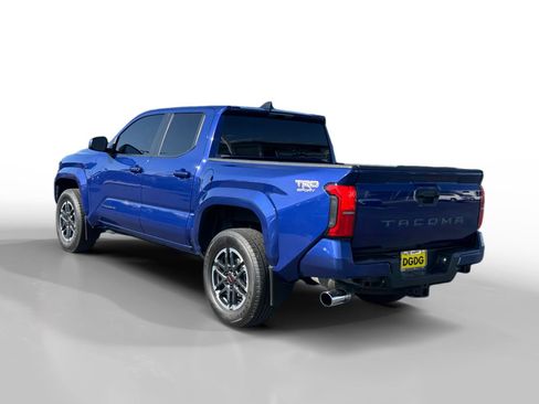 Used 2024 Toyota Tacoma TRD Sport RWD image 3