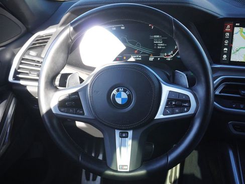Used 2023 BMW X6 xDrive40i w/ M Sport Package AWD/4WD image 38