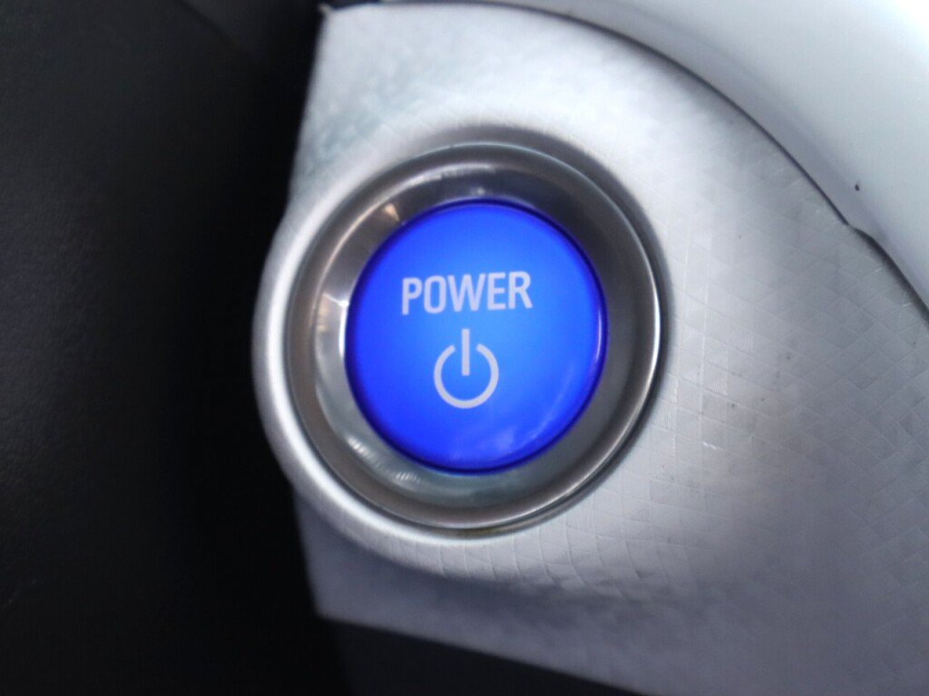Used 2018 Chevrolet Bolt LT FWD image 23