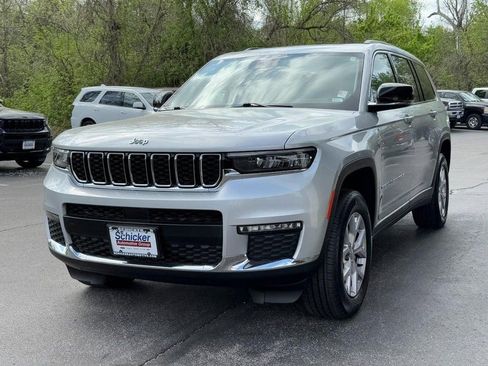 Used 2022 Jeep Grand Cherokee L Limited AWD/4WD image 8