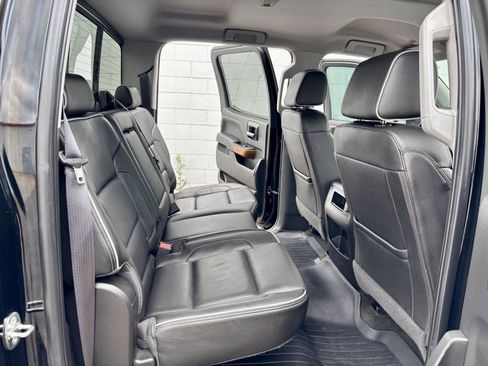 Used 2017 Chevrolet Silverado 1500 High Country AWD/4WD image 9
