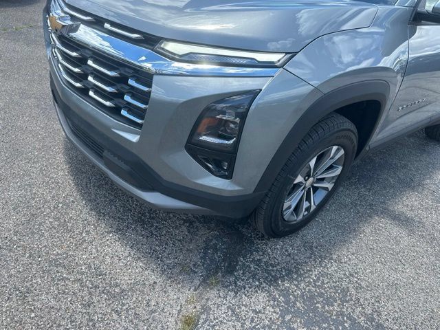 New 2026 Chevrolet Equinox LT w/ Convenience Package II FWD image 9