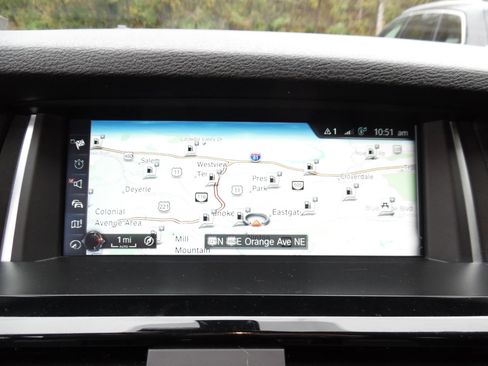 Used 2017 BMW X3 xDrive28i image 15