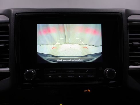 Used 2024 Nissan Frontier SV AWD/4WD image 27