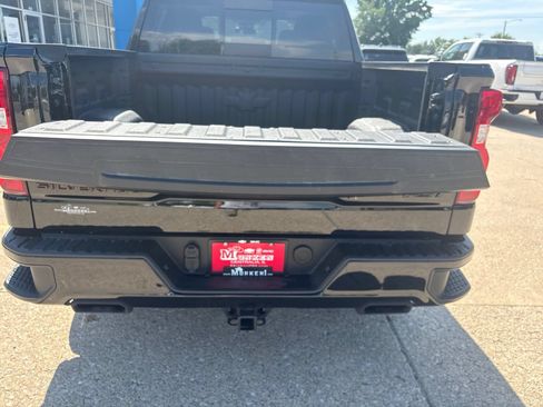 New 2026 Chevrolet Silverado 1500 RST w/ Redline Edition AWD/4WD image 27