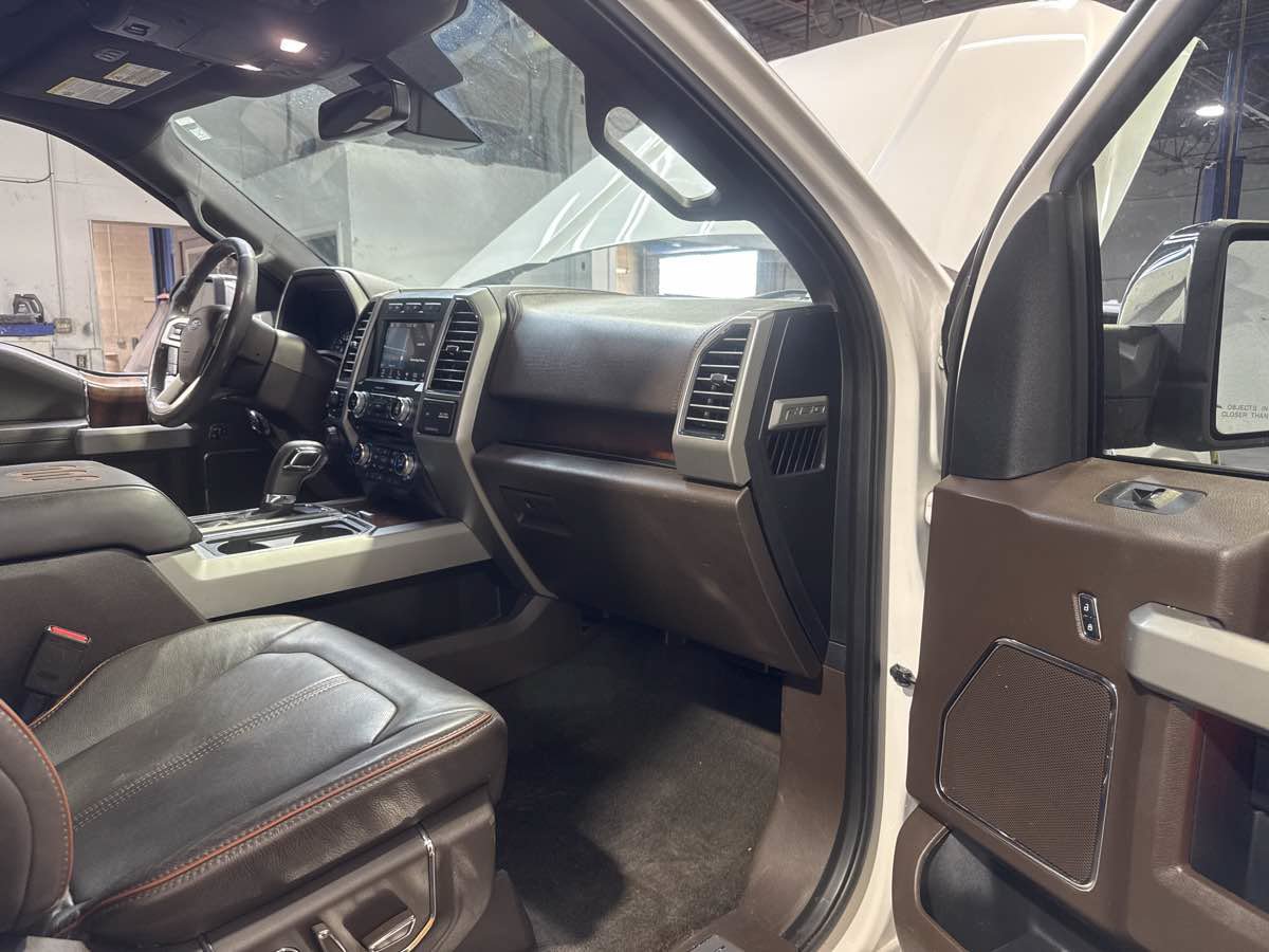Used 2017 Ford F150 King Ranch w/ Equipment Group 601A Luxury AWD/4WD image 28