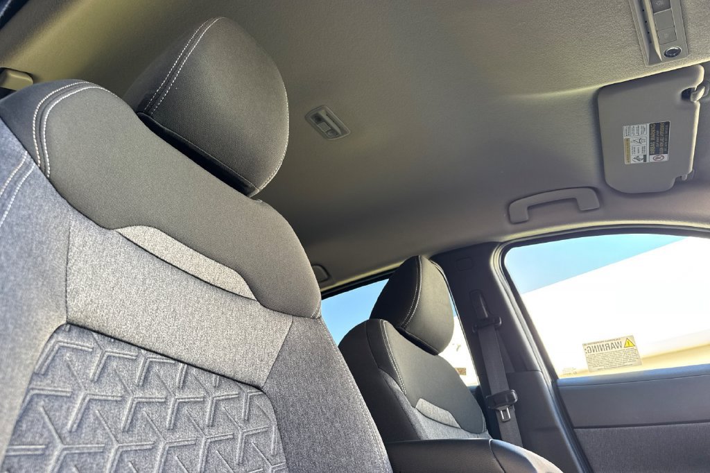 Used 2026 Nissan Kicks SV FWD image 16