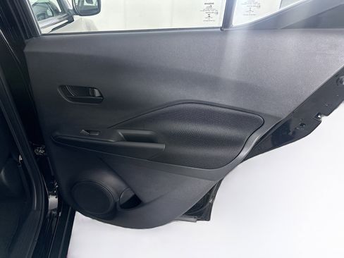 Used 2023 Nissan Kicks S image 27