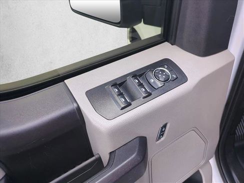 Used 2017 Ford F150 XL w/ Equipment Group 101A Mid image 10