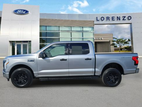 Used 2025 Ford F150 Lightning XLT AWD/4WD image 8