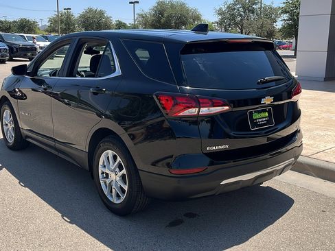 Used 2022 Chevrolet Equinox LT FWD image 6
