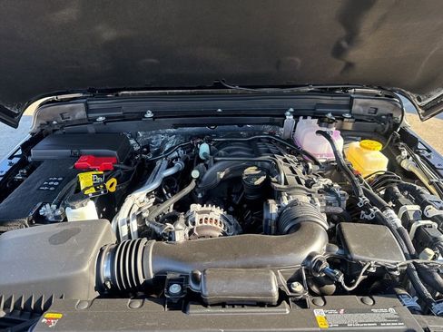 New 2026 Jeep Wrangler Unlimited Rubicon w/ Technology Group image 31